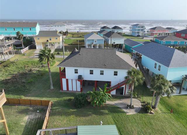 Property at 1855 Pompano Ln, Crystal Beach, TX 77650, 3 beds, 3 baths
