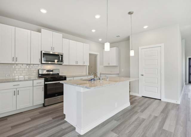 Property at 16993 Juniper Blossom Bnd, Conroe, TX 77302, 4 beds, 2.5 baths