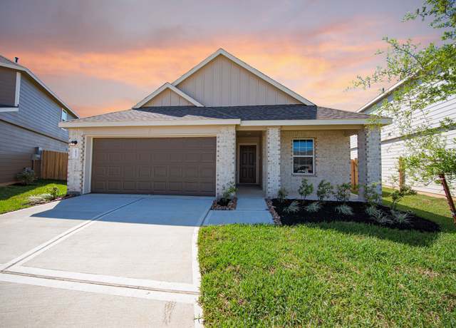 Property at 16523 Willow Forest Dr, Conroe, TX 77302, 3 beds, 2.5 baths