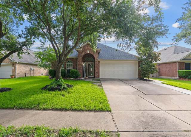 Property at 11411 Sugarbush Ridge Ln, Houston, TX 77089, 3 beds, 2 baths