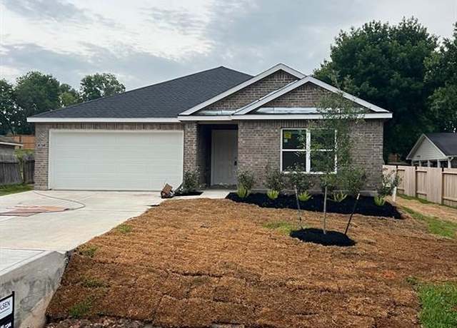 Property at 12672 Lake Conroe Hls, Conroe, TX 77318, 4 beds, 2 baths