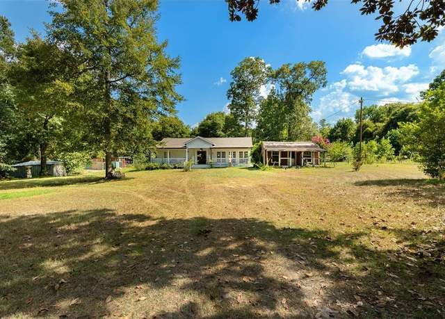 Property at 931 Trails End Dr, Cleveland, TX 77328, 3 beds, 2 baths