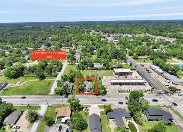 Property at 618 W Frank Ave, Lufkin, TX 75904, 3 beds, 2.5 baths