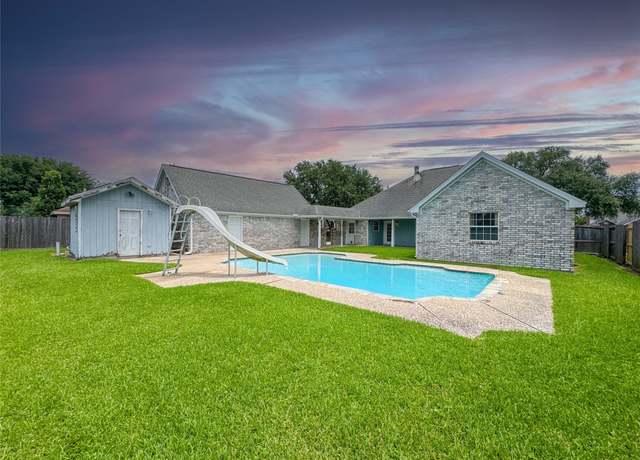 Property at 1507 N 24th St, Nederland, TX 77627, 4 beds, 2 baths
