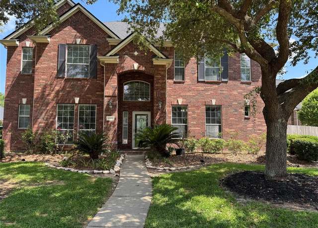 Property at 11703 Sterling Brook St, Pearland, TX 77584, 4 beds, 3.5 baths