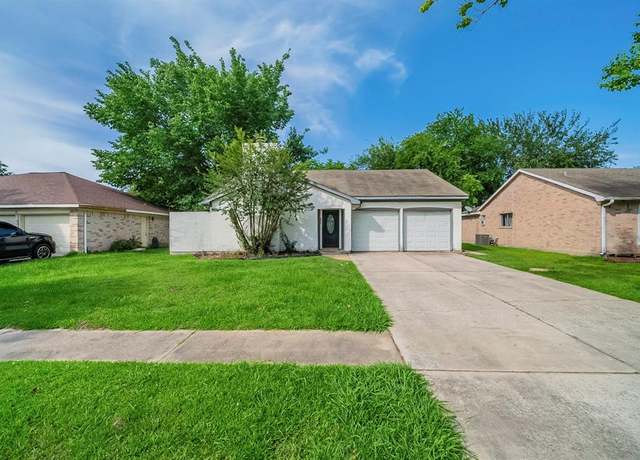 Property at 7218 Winding Trace Dr, Houston, TX 77086, 4 beds, 2 baths