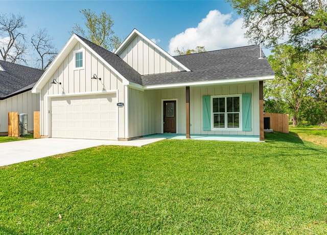 Property at 14602 W 6th St, Santa Fe, TX 77517, 3 beds, 2 baths