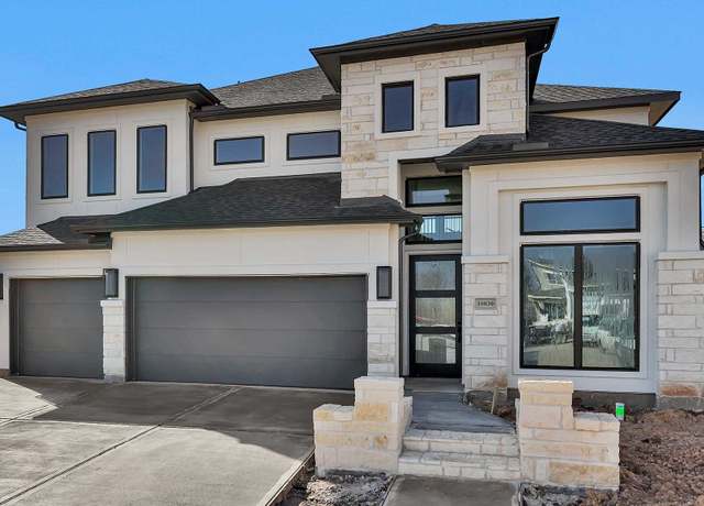 Property at 10830 Valencia Bend Dr, Missouri City, TX 77459, 4 beds, 3.5 baths