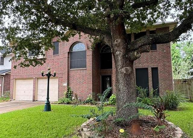 Property at 11131 30th Ave N, Texas City, TX 77591, 4 beds, 2.5 baths
