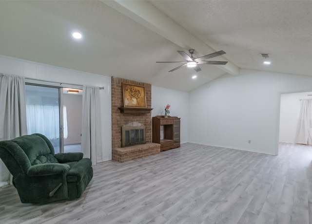 Property at 5026 Algernon Dr, Spring, TX 77373, 4 beds, 2 baths