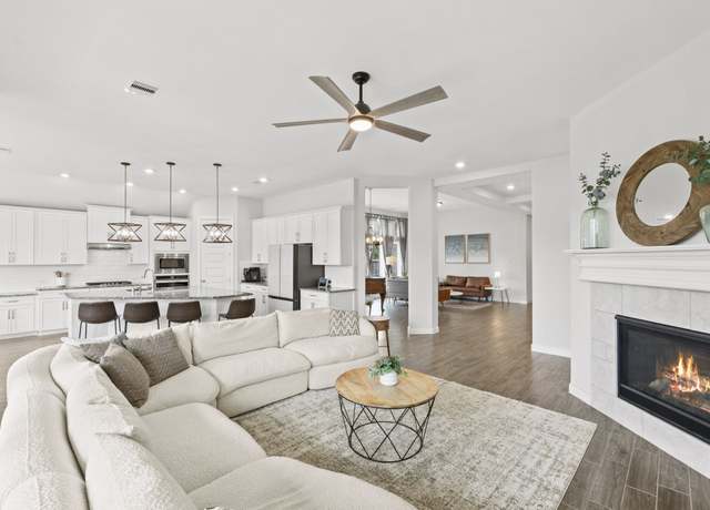 Property at 11211 Morningside Lake Ln, Richmond, TX 77406, 4 beds, 3 baths