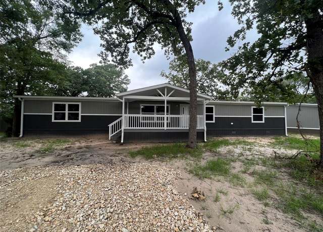 Property at 125 Wood Farm Estates Rd, Huntsville, TX 77320, 5 beds, 2 baths