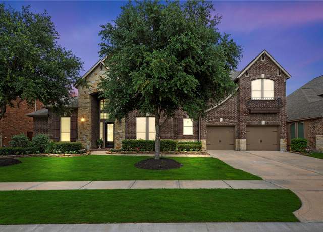 Property at 19422 Meadow Lakes Dr, Cypress, TX 77433, 5 beds, 4.5 baths