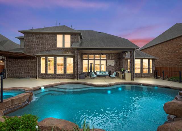 Property at 19422 Meadow Lakes Dr, Cypress, TX 77433, 5 beds, 4.5 baths