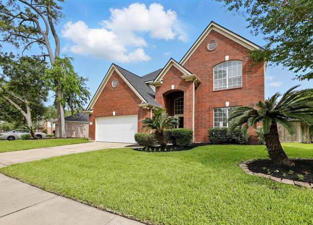 Property at 11030 Sprucedale Ct, Houston, TX 77070, 5 beds, 2.5 baths