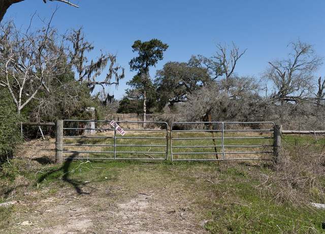 Property at 320 Cr-320, Brazoria, TX 77422