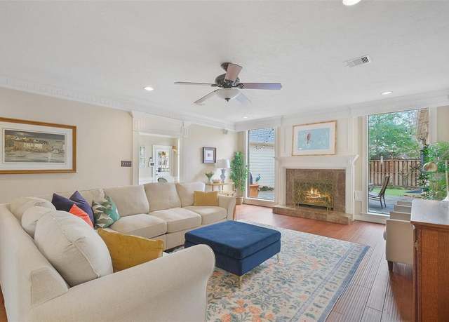 Property at 403 Sandy Blf, Houston, TX 77079, 5 beds, 3.5 baths
