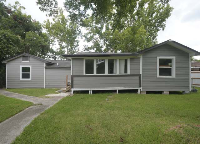 Property at 283 Turner Dr, Houston, TX 77076, 3 beds, 2 baths