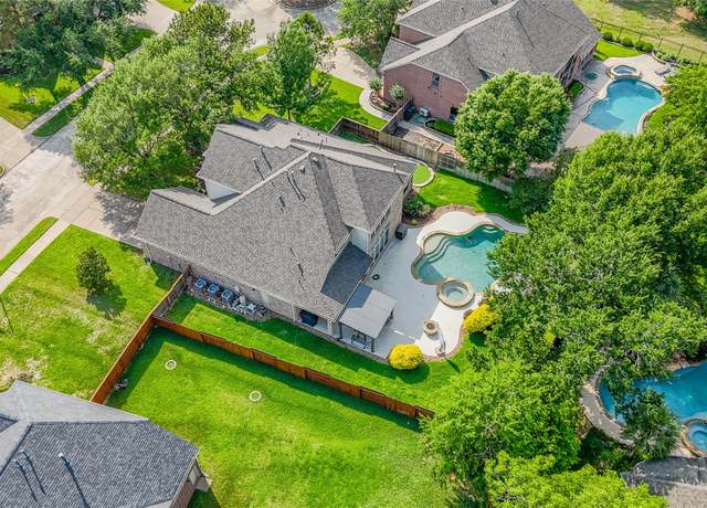 Property at 8307 Buffalo Creek Dr, Richmond, TX 77406, 4 beds, 4.5 baths