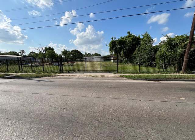 Property at 4815 E Tidwell Rd, Houston, TX 77016