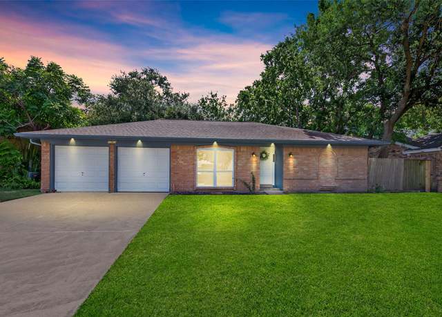 Property at 11811 S Kathy Ave, Houston, TX 77071, 3 beds, 2 baths