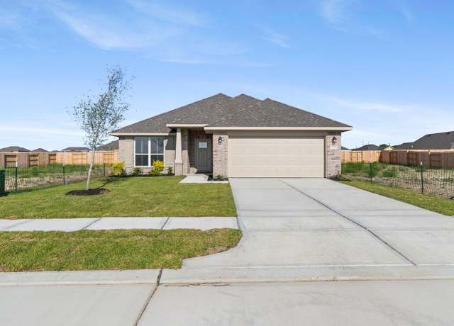 Property at 2119 Emerald Lake Trl, Dayton, TX 77525, 4 beds, 2 baths