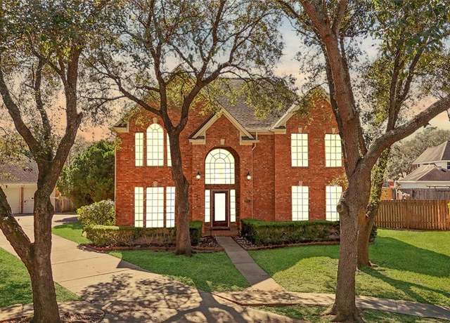 Property at 2027 Richland Ct Ct, Sugar Land, TX 77478, 5 beds, 4 baths