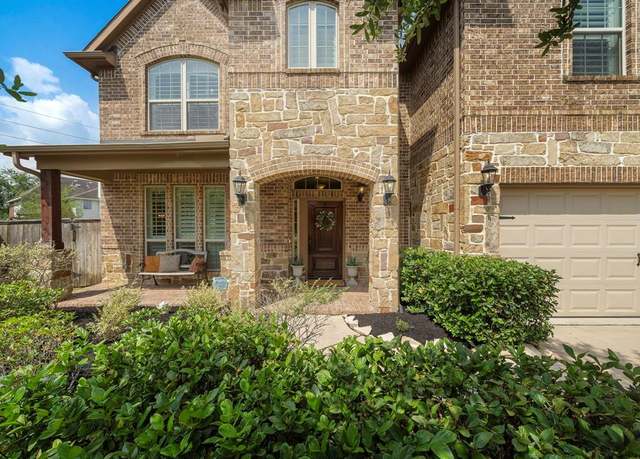 Property at 6103 Cottage Grove Ct, Sugar Land, TX 77479, 5 beds, 3.5 baths