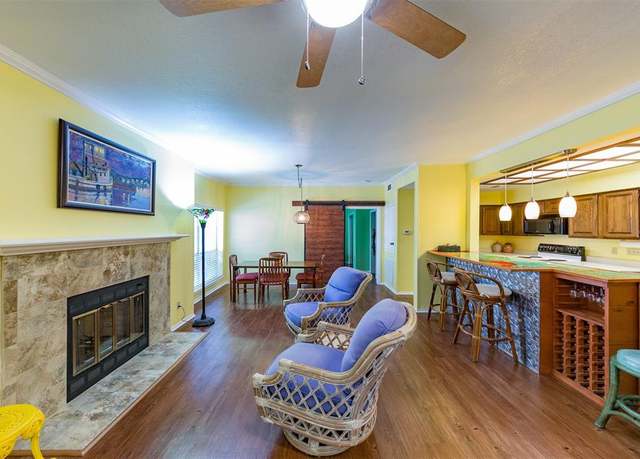 Property at 921 Marine Dr #223, Galveston, TX 77550, 2 beds, 2 baths