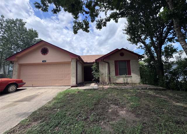 Property at 115 Tanglewood Ln, Hutto, TX 78634, 3 beds, 2 baths