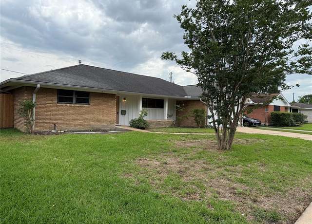 Property at 7742 Wilmerdean St, Houston, TX 77061, 3 beds, 2 baths