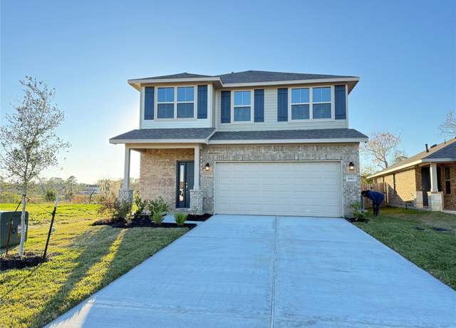Property at 4422 W Bayou Maison Cir, Dickinson, TX 77539, 4 beds, 2.5 baths