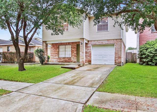 Property at 2129 Whittier Dr, Houston, TX 77032, 4 beds, 2.5 baths