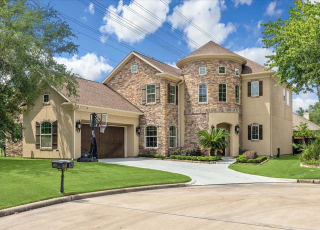 Property at 11218 French Oak Ln, Houston, TX 77082, 3 beds, 2.5 baths