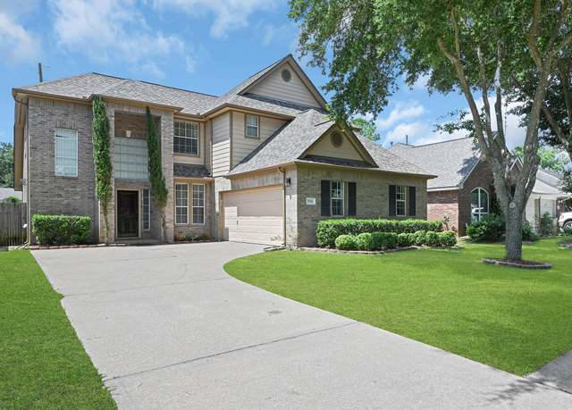 Property at 5542 Morgan Park Ln, Sugar Land, TX 77479, 4 beds, 2.5 baths