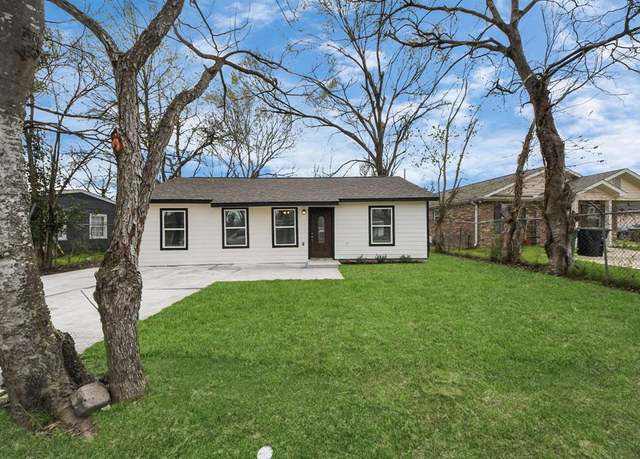 Property at 7347 Krueger Rd, Houston, TX 77033, 3 beds, 2 baths