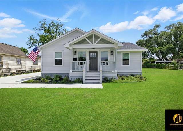 Property at 522 Caplin St, Houston, TX 77022, 3 beds, 2 baths