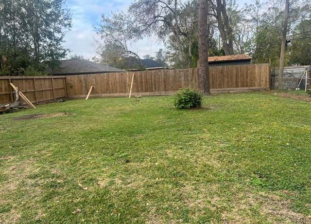 Property at 2814 Garapan St, Houston, TX 77091