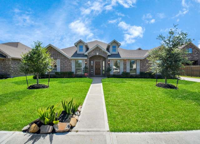 Property at 2808 Apache St, League City, TX 77573, 4 beds, 3 baths