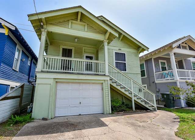 Property at 2120 35th St, Galveston, TX 77550, 2 beds, 1 bath