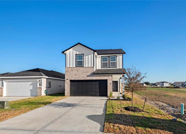 Property at 814 Stoney Point Ln, Dayton, TX 77535, 3 beds, 2.5 baths