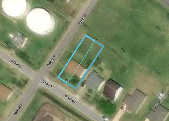 Property at 302 S Avenue F, Freeport, TX 77541, 2 beds, 1 bath