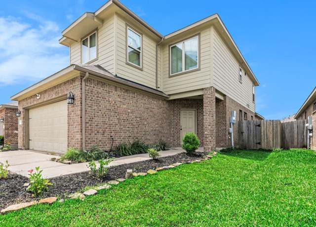 Property at 5305 Abbeville Ct, Dickinson, TX 77539, 4 beds, 3 baths