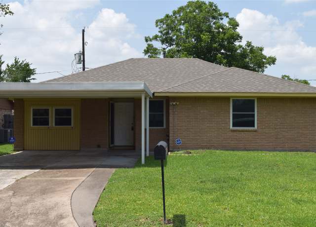 Property at 611 Glenvale Dr, Houston, TX 77060, 3 beds, 1.5 baths