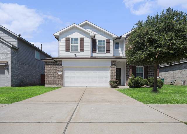 Property at 5407 Laura Lee Ln, Houston, TX 77504, 4 beds, 3.5 baths