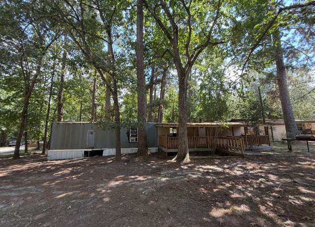 Property at 1059 Cardinal Ln, Trinity, TX 75862, 3 beds, 1 bath