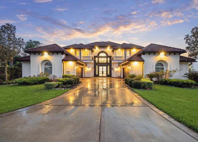 Property at 19 Sanctuary Trl, Missouri City, TX 77459, 5 beds, 6.5 baths