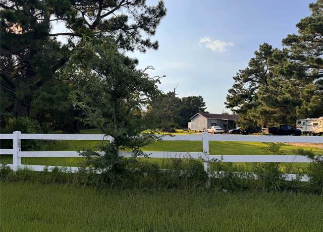 Property at 21269 Bracewell Rd, Bedias, TX 77831, 4 beds, 2 baths