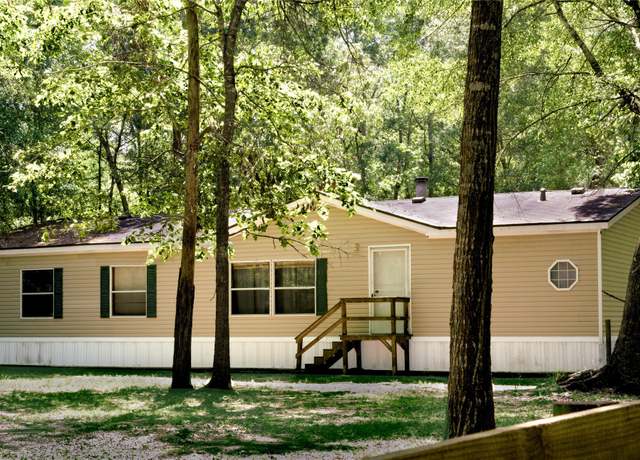 Property at 27894 E River Rd, Splendora, TX 77372, 3 beds, 2 baths