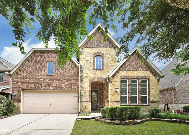 Property at 211 N Vershire Cir, The Woodlands, TX 77354, 4 beds, 3.5 baths